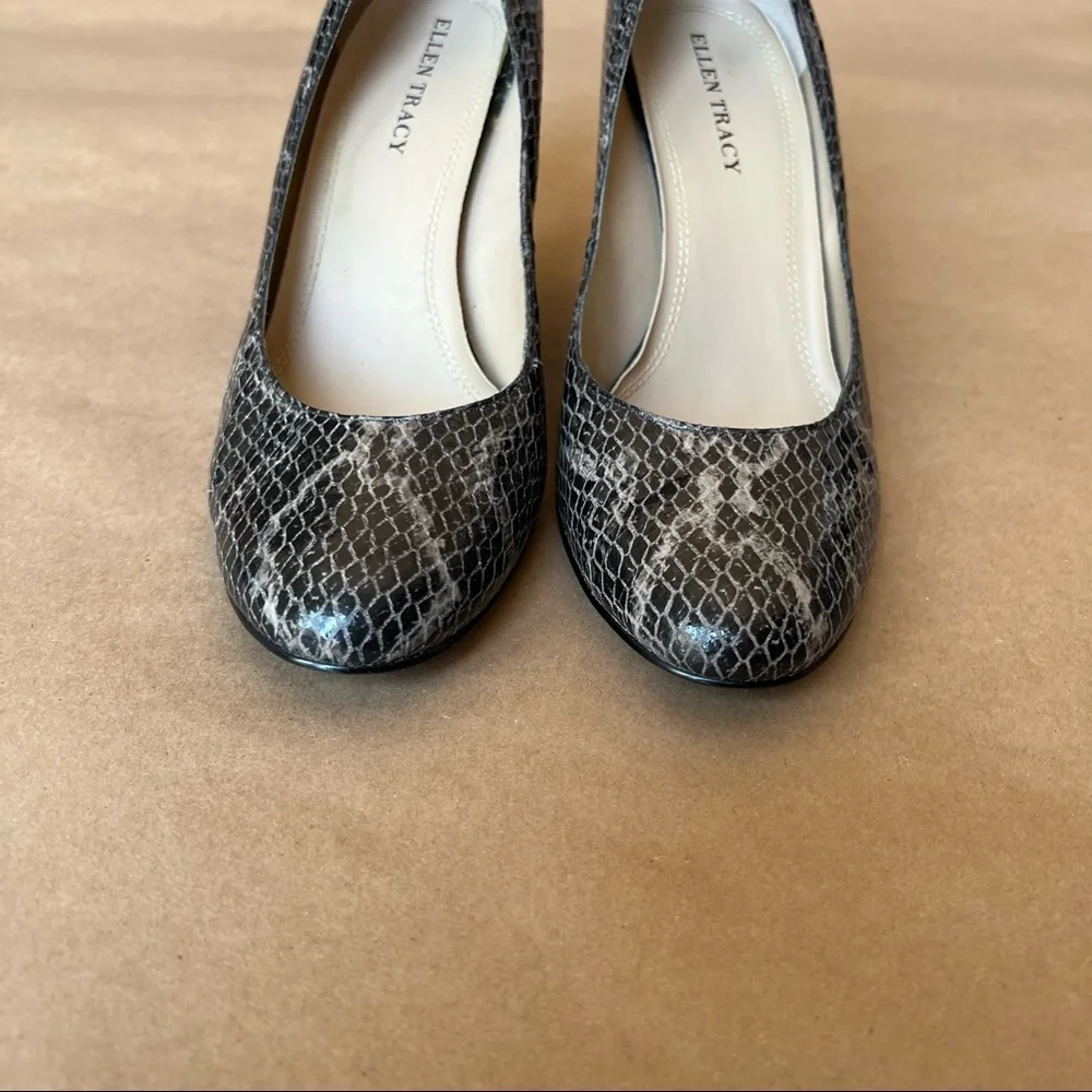 Ellen Tracy Gloria Leather Snakeskin Print Wedge